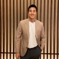 Alvin Yoo Chim