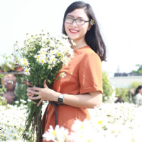 Nhung Hoàng