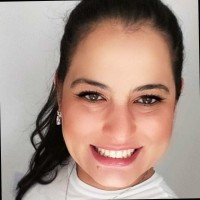 Cris Andrade