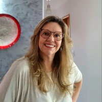 Ana Célia Simoni