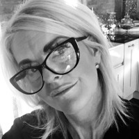 Mandie Hodgson