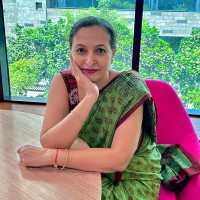 Dr Kiran Khanna