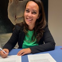 Deborah Restiau  Lit