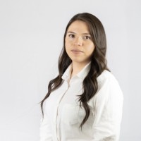 Karin Flores Linares