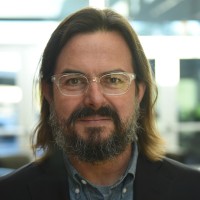 R Bradley Snyder