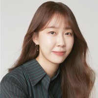 Yujin Kang