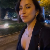 Esra Özen
