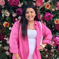 Claudia Flores