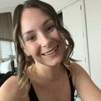 Evie Lambert