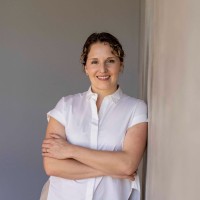 Madeleine Lyons