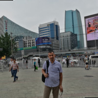 mustapha lakhdari
