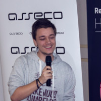 Hrvoje Knezić