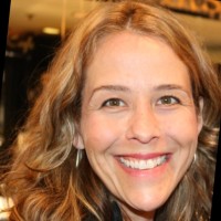 Elena Devers
