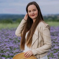 Jana E.