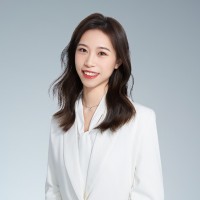 Lucy Xu