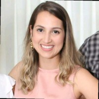 Larissa Oliveira Costa