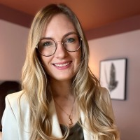Laura Buhl