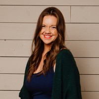 Lindsay Jones
