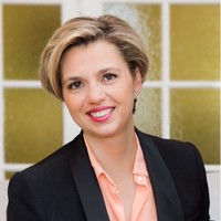 Dina Nedoloujko