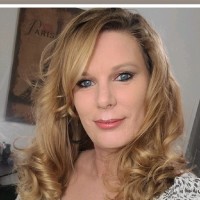 Linda Hollis
