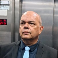 Adriano Santos