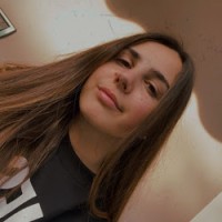 Arianna G.