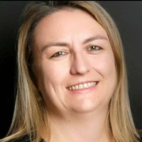 Barbara URMACHER