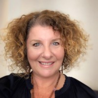 Ruth Hutchins (Morgan)