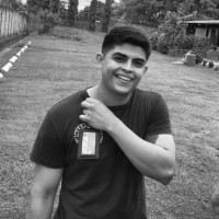 Carlos Flores