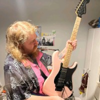 William Perrett-Livings