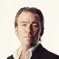 Petur J Petursson