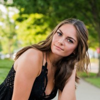 Bella Lopresti