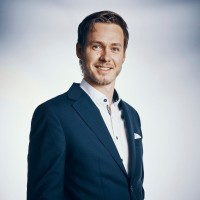 Simon W. Schmid