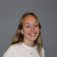 Eve Ménard