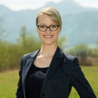 Helen Schuster