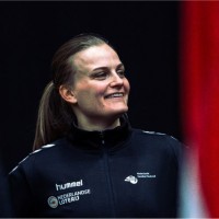 Debbie Bont