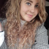 Gwen Bonnie