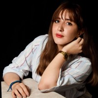 Mona Azizi