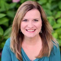 ✦ Marla Mckenna ✦ Author Speaker Graphic Designer Editor