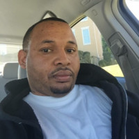 Carlos Knight