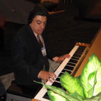 Erick F. De León A.