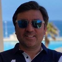 Edmundo Flores