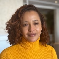 Lensa E. Abose