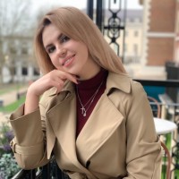 Maria Popovics, Mba