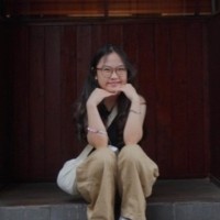 Hoài Lê