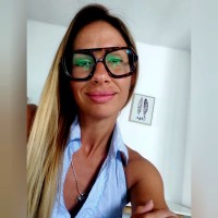 M. Laura Alesina Reyes