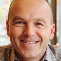 Petr Hlaveš, MBA