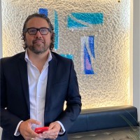 Roberto César Garza Martínez