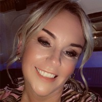Julie Connolly