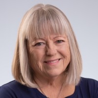 Lisa Larkin, Esq Crs, Clhms Guild, Sfr, Ahwd, Ires, Psa